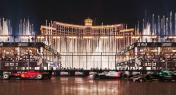 Grand Prix de la Fórmula 1 en Las Vegas, con las fuentes del hotel Bellagio de fondo, una propiedad de MGM Resorts. Foto: Cortesía MGM Resorts