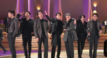 Jimin, J-Hope, Jin, Jung Kook, RM, Suga and V de la banda de K-pop BTS, durante su presentación en los Grammy de 2022 en Las Vegas. Foto: Kevin Mazur de Getty Images para The Recording Academy